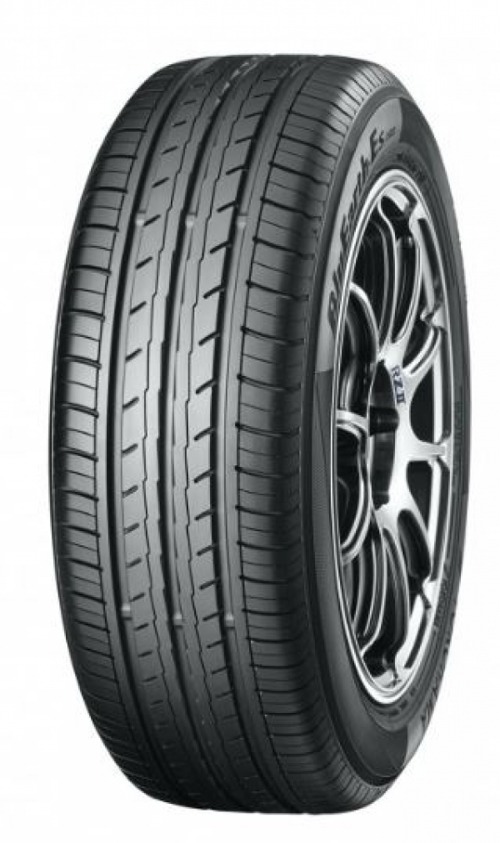 Foto pneumatico: YOKOHAMA, BLUEARTH ES-32 175/65 R1414 82T Estive